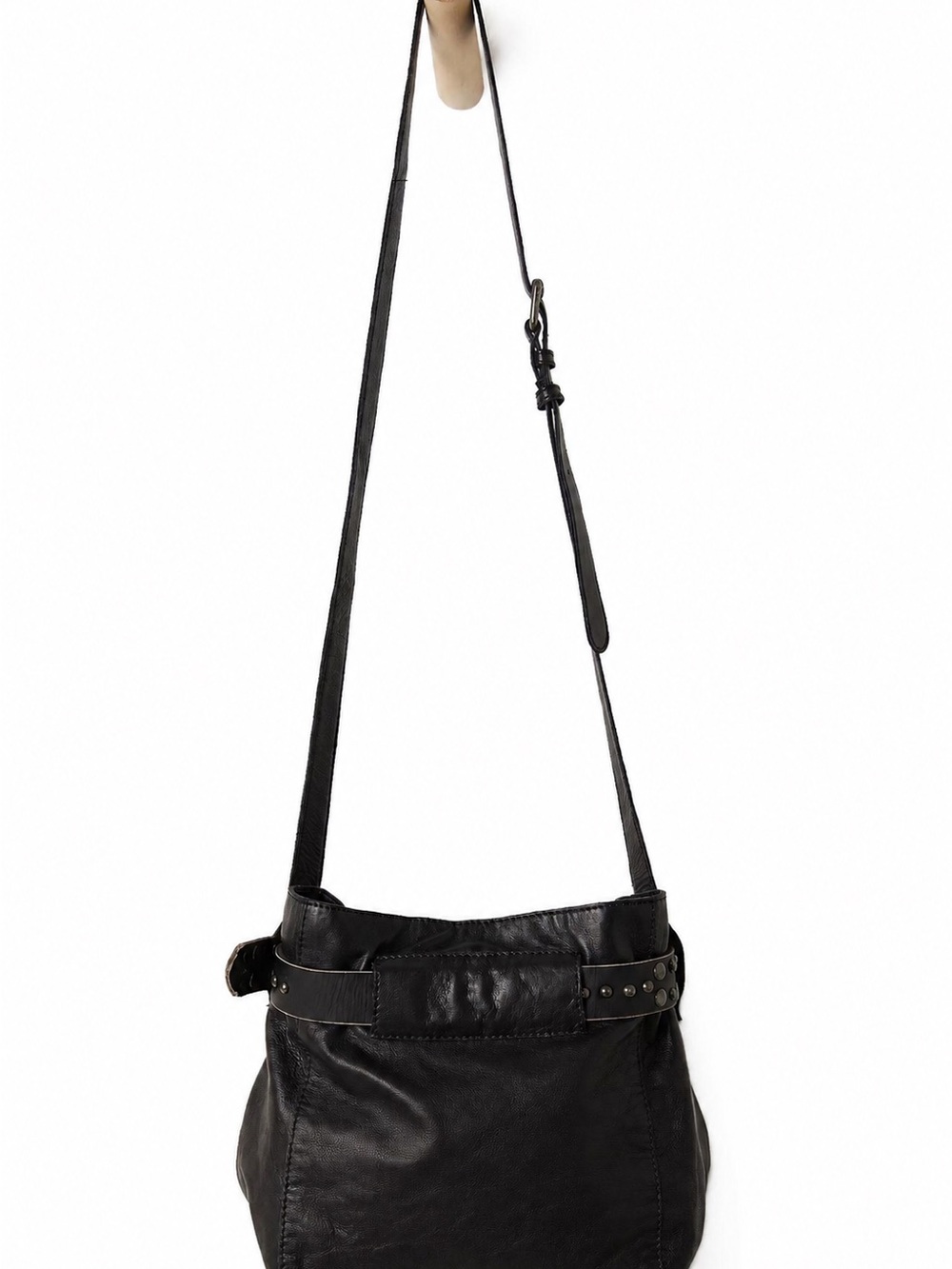 Free People Embellished Belt Black Leather Bucket Bag Studded NWT - Picture 5 of 7